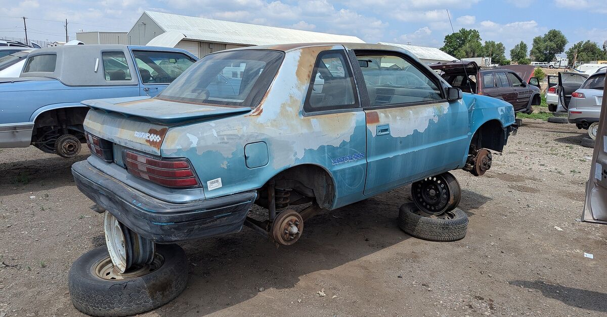 Junkyard Find: 1992 Plymouth Sundance Duster