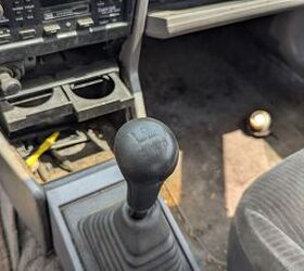 junkyard find 1992 plymouth sundance duster