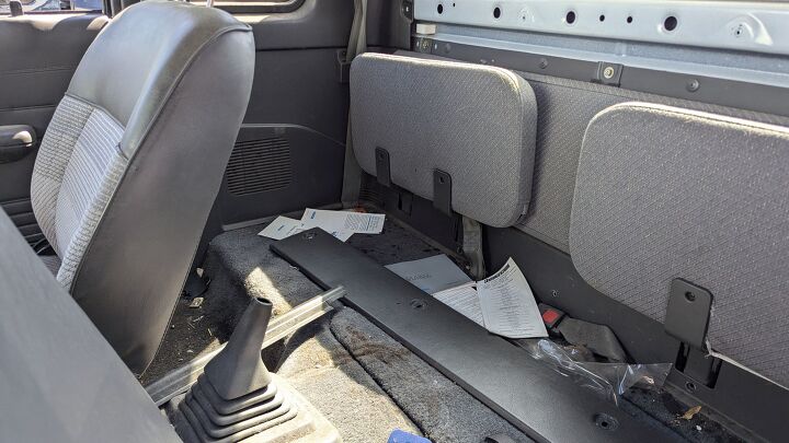 junkyard find 1992 mazda b2200 se 5 cab plus