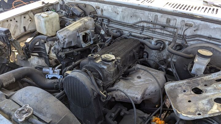junkyard find 1992 mazda b2200 se 5 cab plus