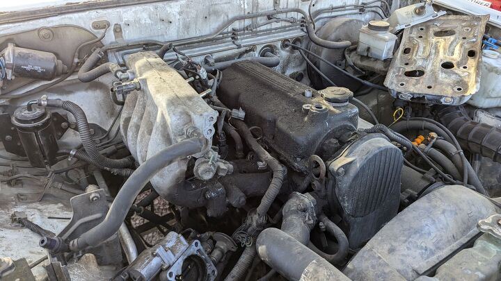 junkyard find 1992 mazda b2200 se 5 cab plus