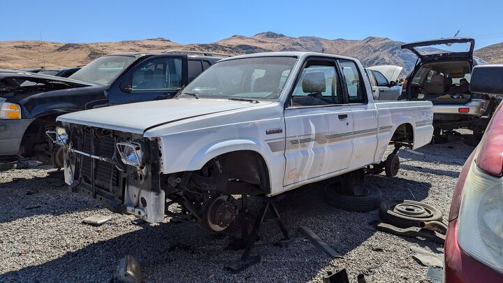 junkyard find 1992 mazda b2200 se 5 cab plus