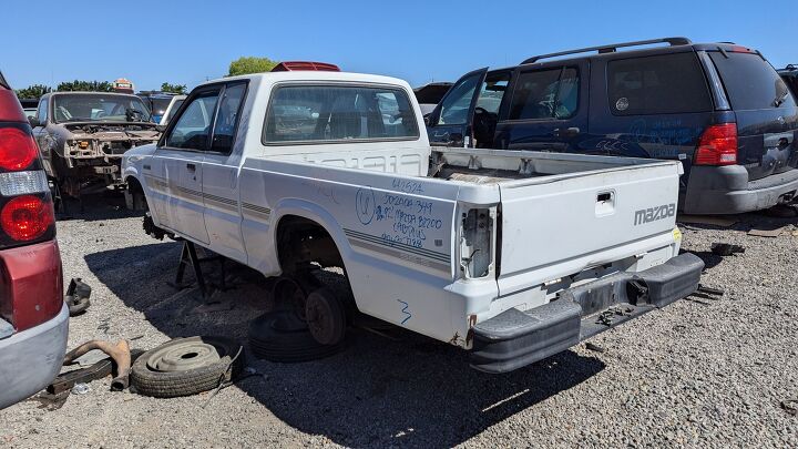 junkyard find 1992 mazda b2200 se 5 cab plus