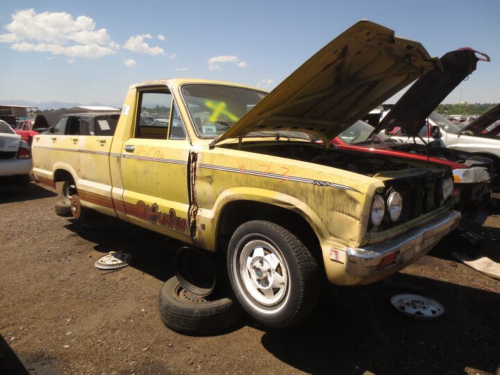 junkyard find 1992 mazda b2200 se 5 cab plus