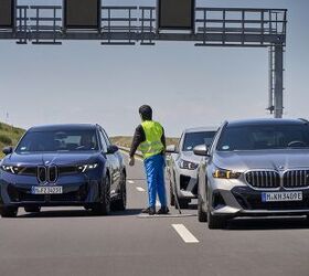 BMW 新車標配主動介入式安全功能