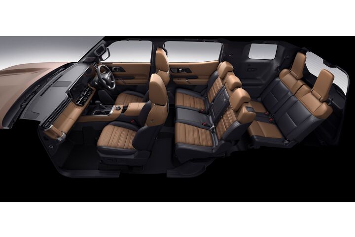 mitsubishi reveals new pajero suv in japan