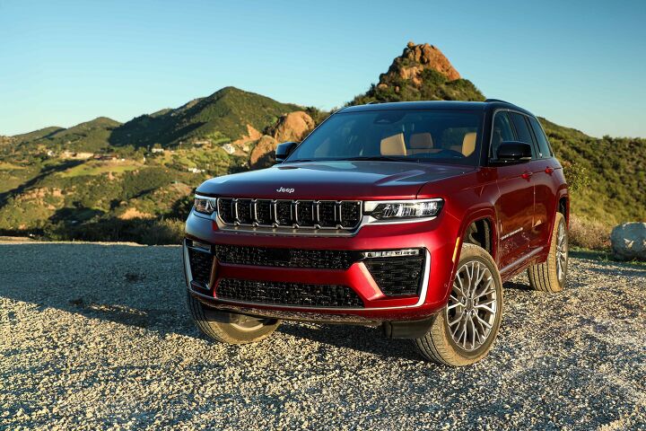 Stellantis Recalls 200,000 Jeeps Over Faulty Tire Monitors