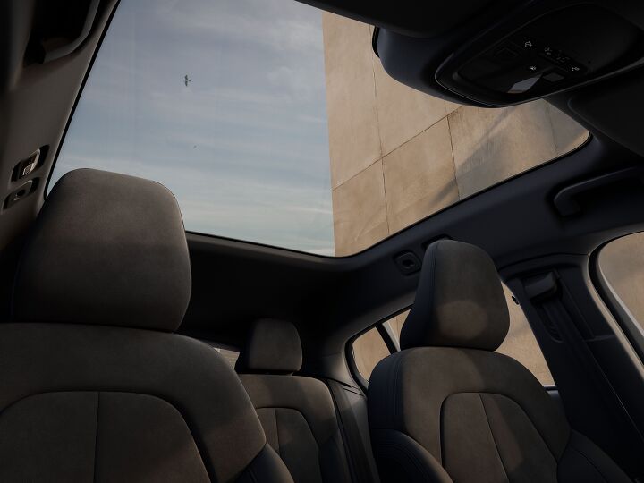 volvo abandons ex40 ev and updates xc40 for north america
