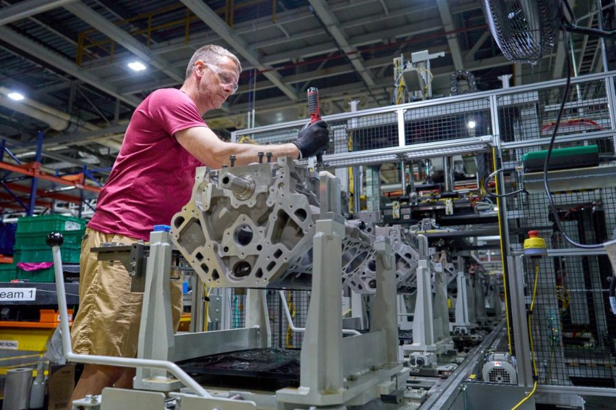 gm hypes new small block v8s