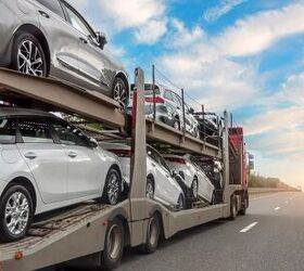 10 ways to make your long distance drive across the u s easier and stress free, Photo by aapsky Shutterstock com