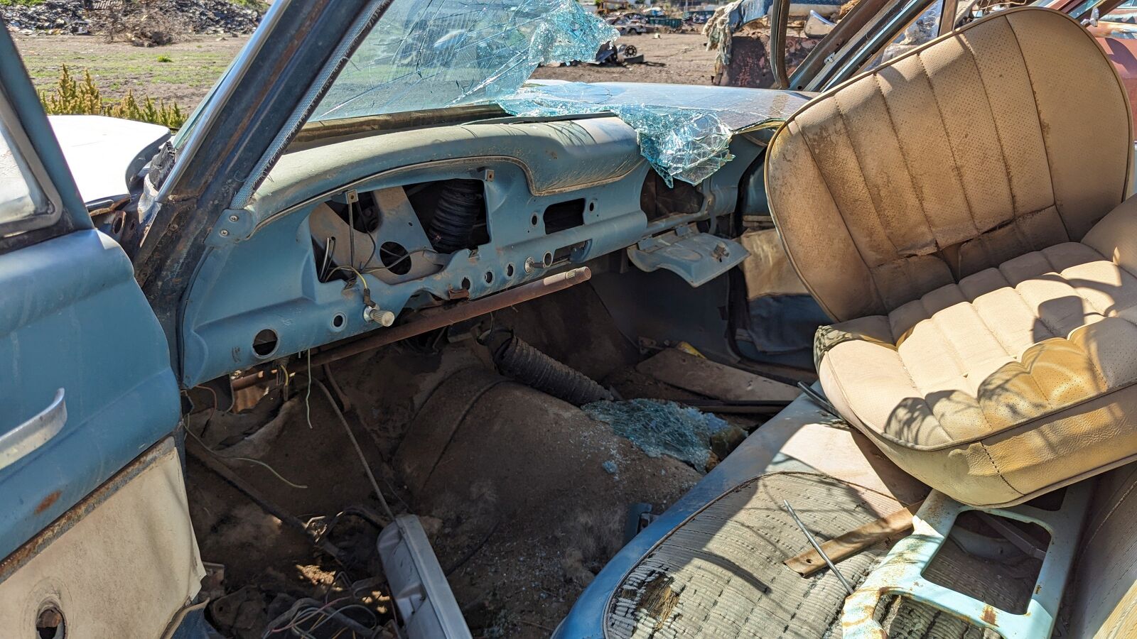 junkyard find 1961 ford falcon fordor sedan