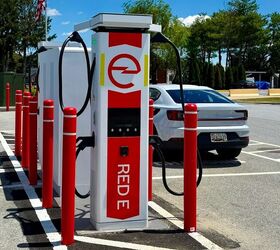 red e charge adds plug charge kills the app dance