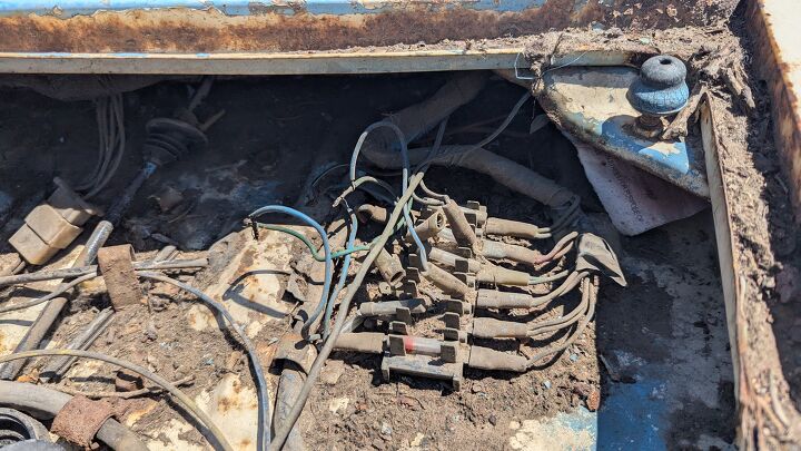 junkyard find 1974 ford courier with cologne v6 swap