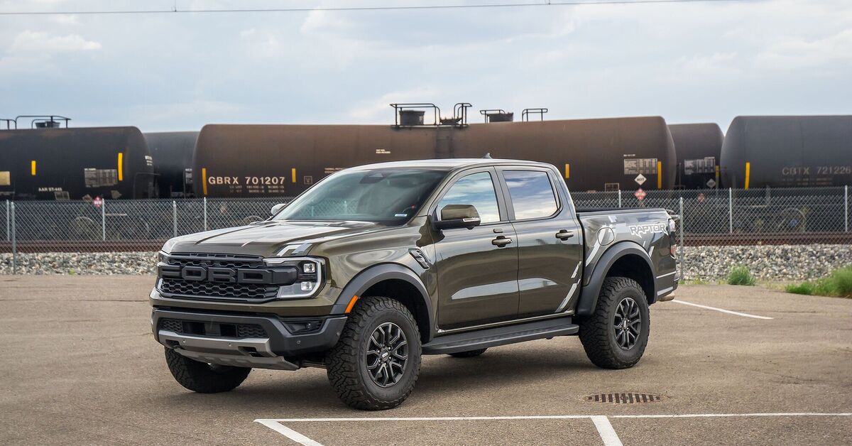 2025 Ford Ranger Raptor Review -- Golden Retriever Boyfriend | The ...