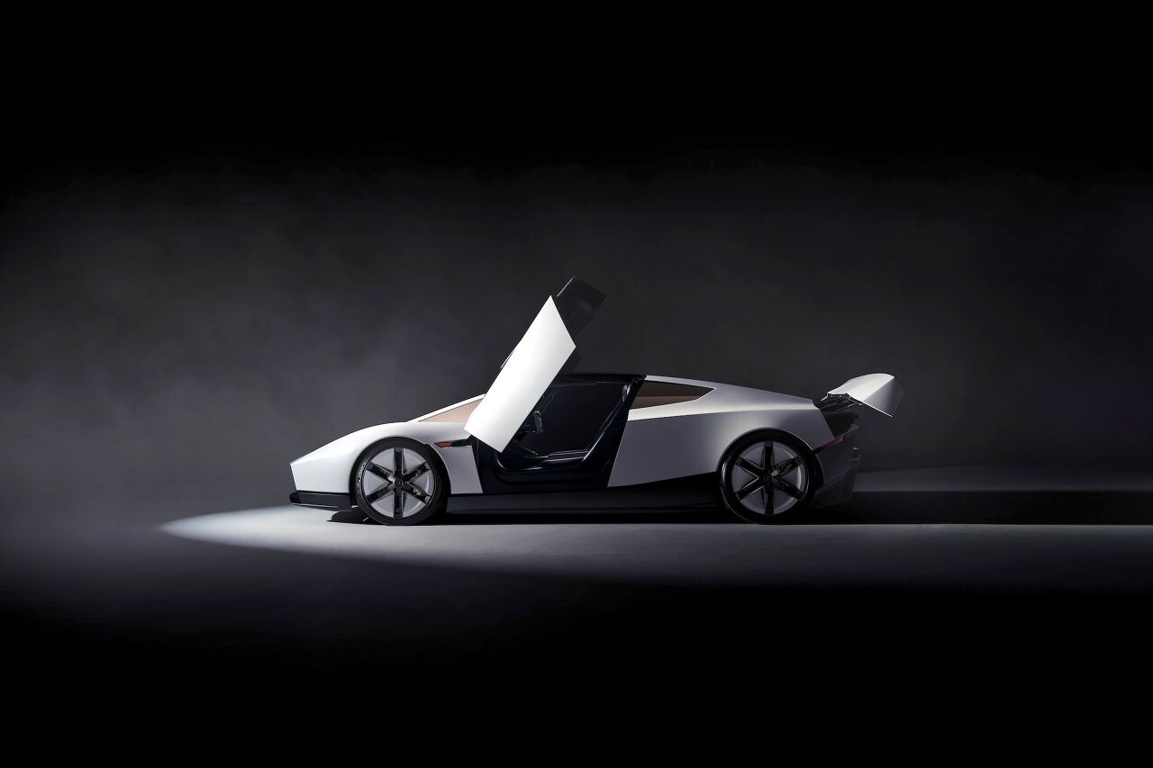 tesla s flying roadster hits 60 in 0 81 seconds in 2028