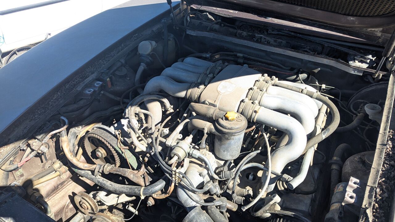junkyard find 1980 porsche 928