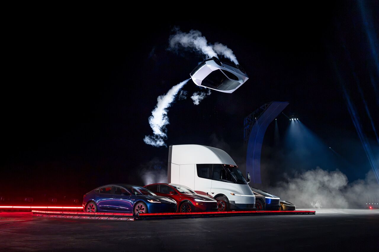 we need to stop falling for flying cars