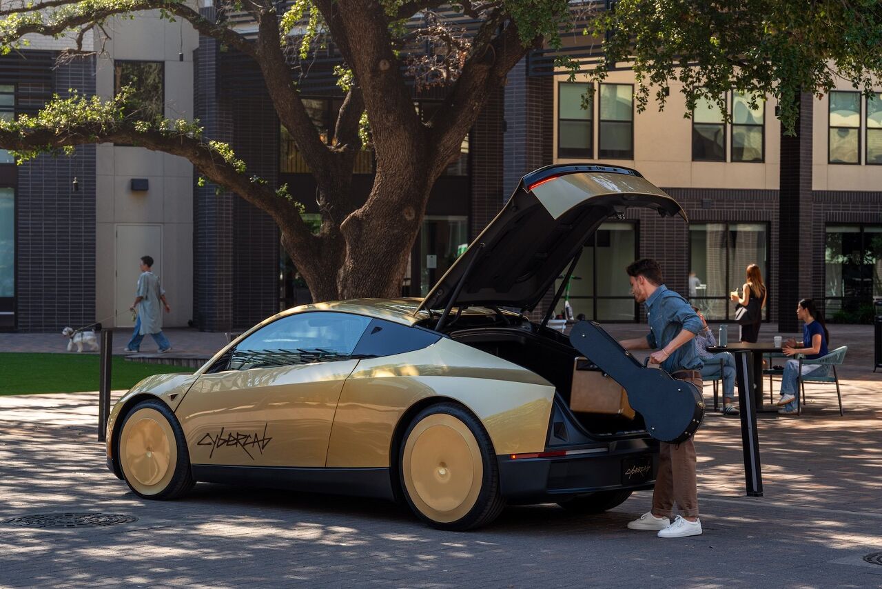 tesla s bet robotaxis robots and a spacex merger